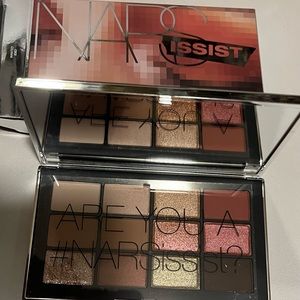 BIN! Nars limited edition eyeshadow palette.